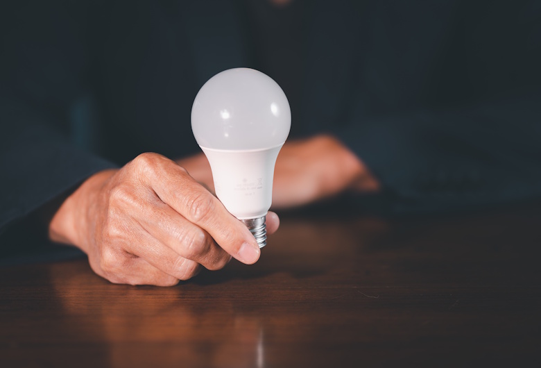 Distributor-Lampu-Philips-di-Bandung-yang-Lengkap-untuk-Kebutuhan-Industri-dan-Area-Komersil-Dhiaadika