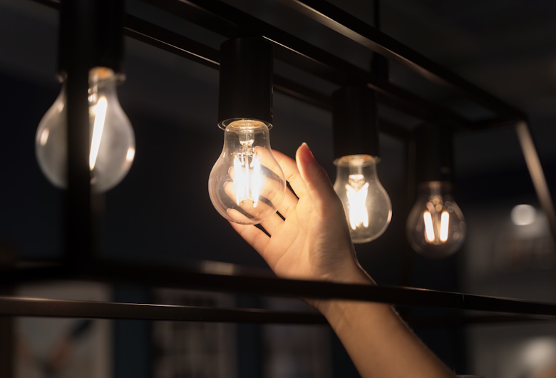 Butuh-Pasokan-Lampu-Industri-Philips-untuk-Pabrik-di-Jakarta-Ini-Rekomendasinya-Dhiaadika
